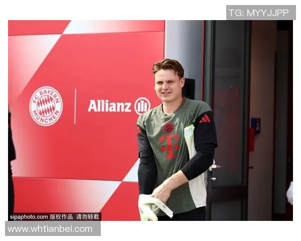 昔日足球明星退役后重返赛场再展风采引发球迷热议